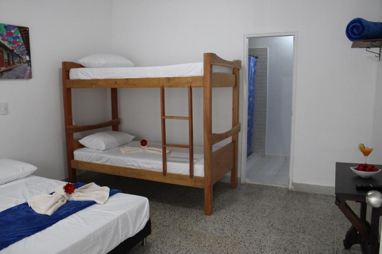 Absolute Hotel & Hostel Boutique Medellín Esterno foto